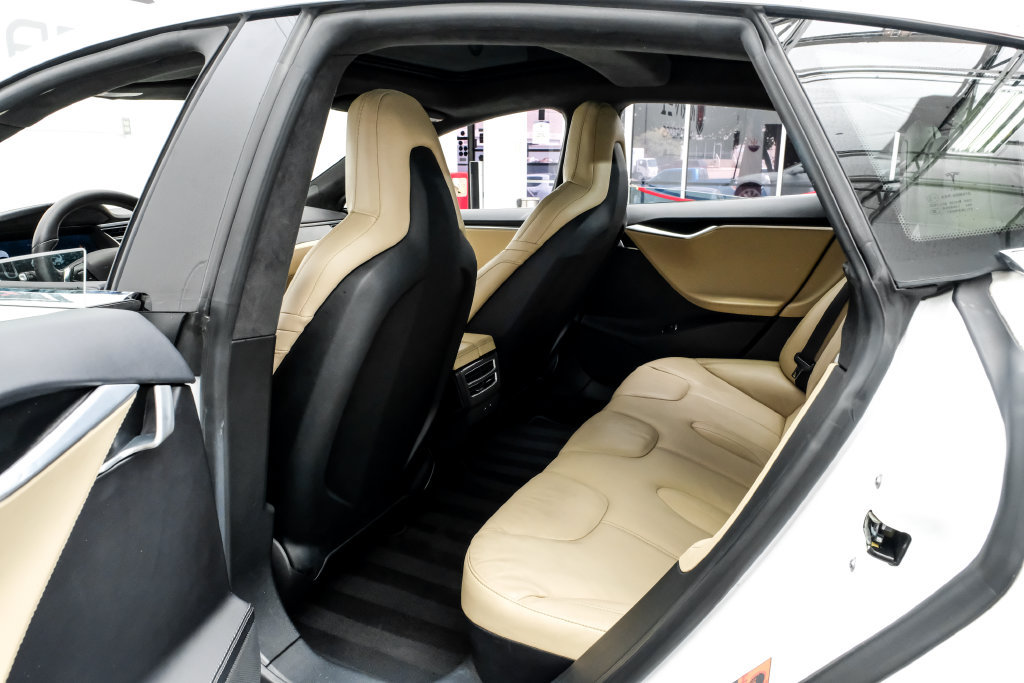 Used 2016 Tesla Model S 75 RWD image 36