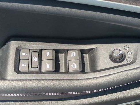 New 2026 Jeep Grand Cherokee Limited AWD/4WD image 23
