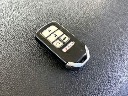 Used 2017 Honda Civic EX image 32