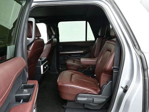 Used 2023 Ford Expedition Max Limited image 15