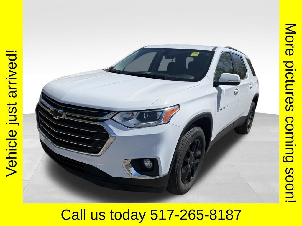 Used 2021 Chevrolet Traverse LT FWD image 2