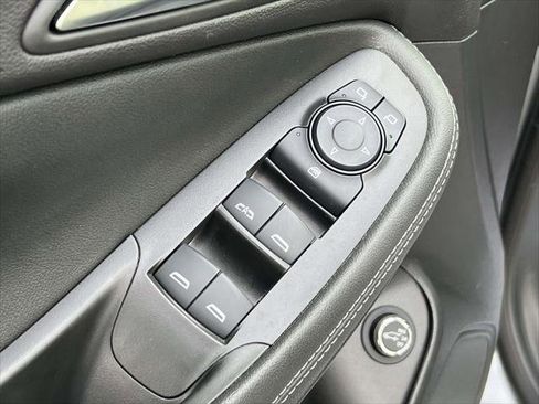 Used 2025 Buick Encore GX Preferred w/ Comfort Package image 16