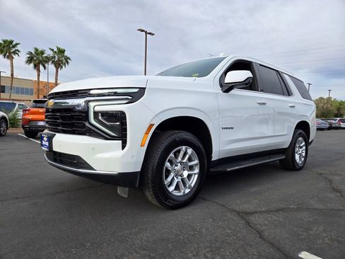 Used 2025 Chevrolet Tahoe LS w/ Max Trailering Package AWD/4WD image 2