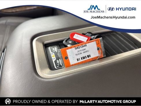 Used 2016 GMC Yukon Denali w/ Open Road Package image 32