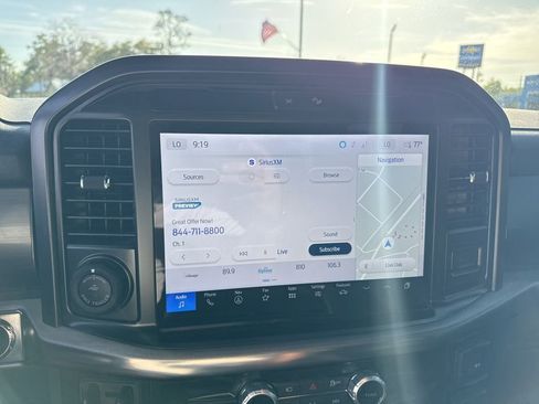 Used 2025 Ford F150 Lariat w/ Equipment Group 501A Mid image 15