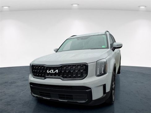 Used 2024 Kia Telluride EX X-Line image 4