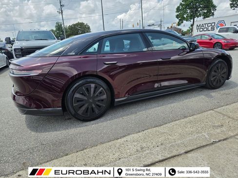 Used 2025 Lucid Air Touring AWD/4WD image 30