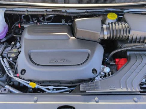 New 2026 Chrysler Pacifica Select FWD image 19