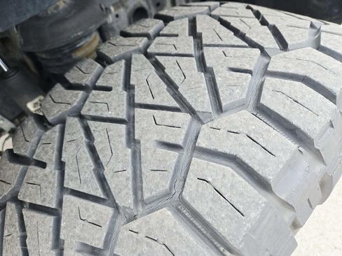 Used 2018 Jeep Wrangler Unlimited Sport image 19