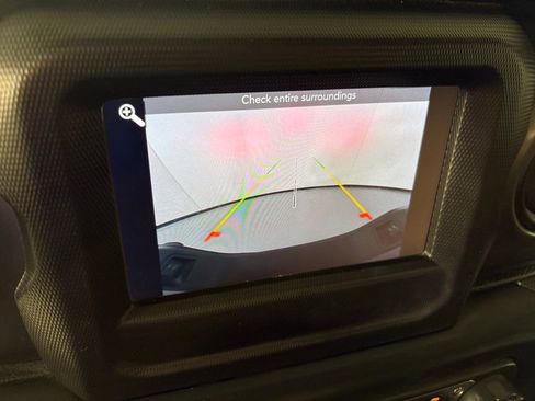 Used 2021 Jeep Gladiator Sport image 28