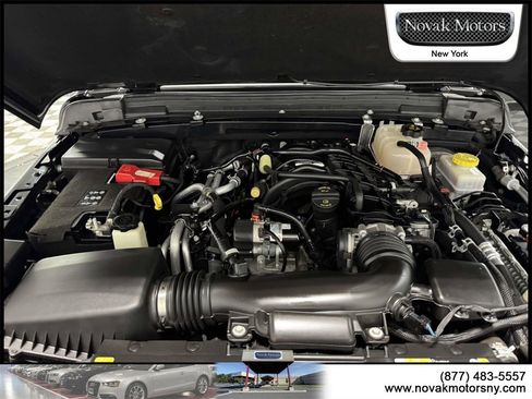 Used 2023 Jeep Wrangler Sport S image 13