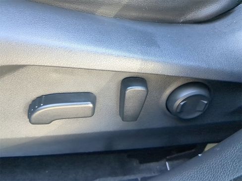 Certified 2021 Subaru Outback Limited w/ Popular Package #2 image 19