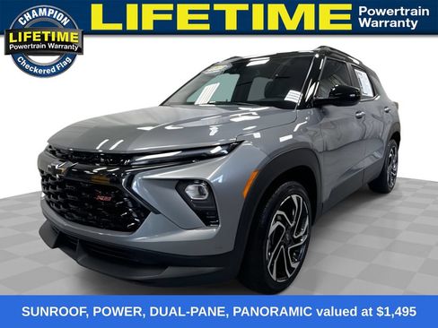 Used 2025 Chevrolet TrailBlazer RS w/ Convenience Package AWD/4WD image 1
