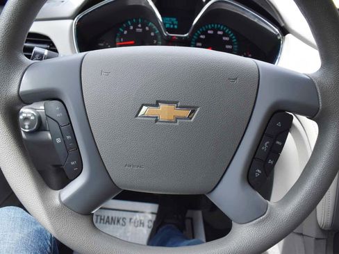 Used 2017 Chevrolet Traverse LS FWD image 22