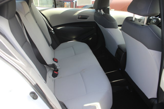 Used 2022 Toyota Corolla LE FWD image 25