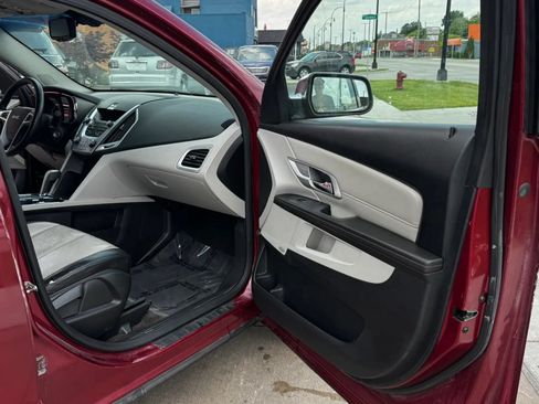 Used 2011 GMC Terrain SLT FWD image 16