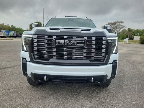 New 2026 GMC Sierra 2500 Denali Ultimate w/ Max Trailering Package image 3