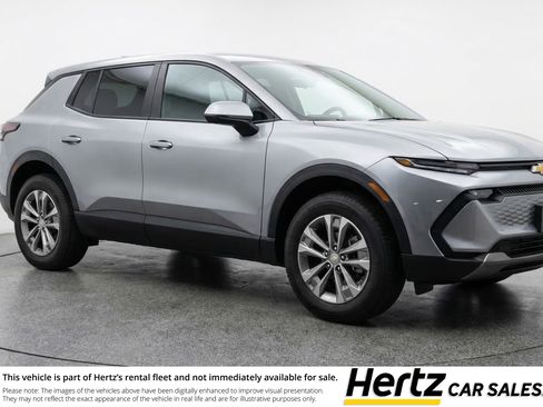 Used 2025 Chevrolet Equinox LT FWD image 1