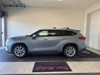 Used 2021 Toyota Highlander Limited
