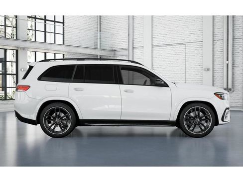 New 2026 Mercedes-Benz GLS 580 4MATIC image 2