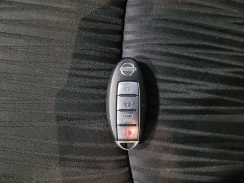 Used 2019 Nissan Sentra SV FWD image 32