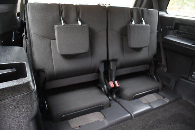 Used 2025 Toyota 4Runner SR5 AWD/4WD image 29