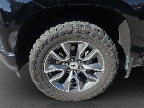 Used 2019 Chevrolet Silverado 1500 RST image 4