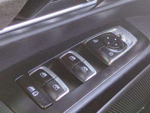 Used 2022 Kia Telluride EX w/ EX Premium Package image 26