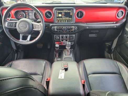 Used 2018 Jeep Wrangler Unlimited Rubicon w/ Dual Top Group image 14