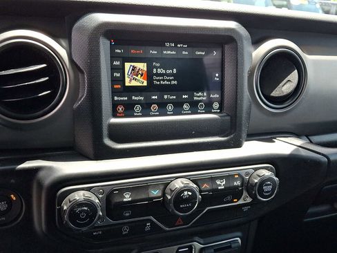 Used 2022 Jeep Wrangler Unlimited Sport AWD/4WD image 14