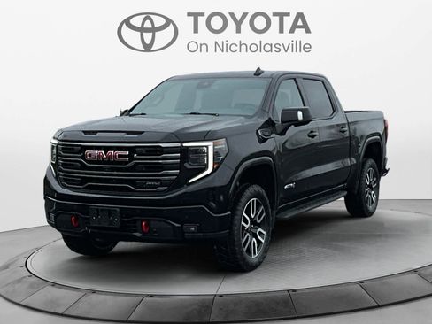 Used 2022 GMC Sierra 1500 AT4 w/ AT4 Premium Package image 1