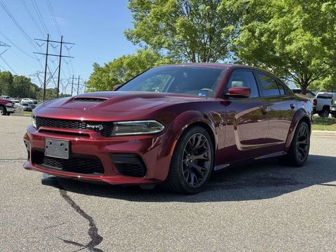 Used 2022 Dodge Charger SRT Hellcat w/ Harman/Kardon Audio Group RWD image 26