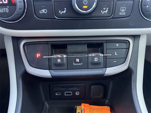 Used 2022 GMC Terrain Denali image 16