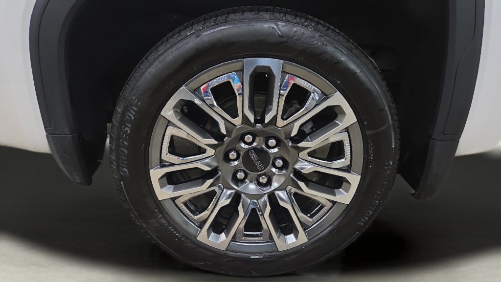 Used 2023 GMC Sierra 1500 Denali Ultimate AWD/4WD image 39