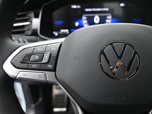 Used 2026 Volkswagen Jetta Sport FWD image 16