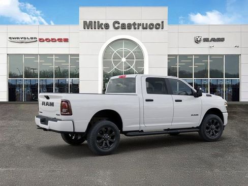 New 2026 RAM 2500 Big Horn AWD/4WD image 5