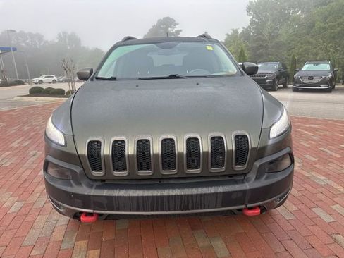 Used 2018 Jeep Cherokee Trailhawk w/ Quick Order Package 27L AWD/4WD image 22