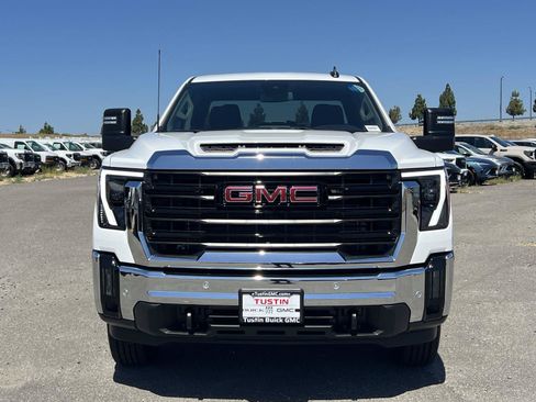 New 2026 GMC Sierra 2500 Pro w/ 1SA Pro Safety Plus Package RWD image 8