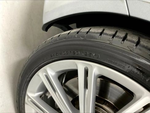 Used 2011 Aston Martin Rapide RWD image 45