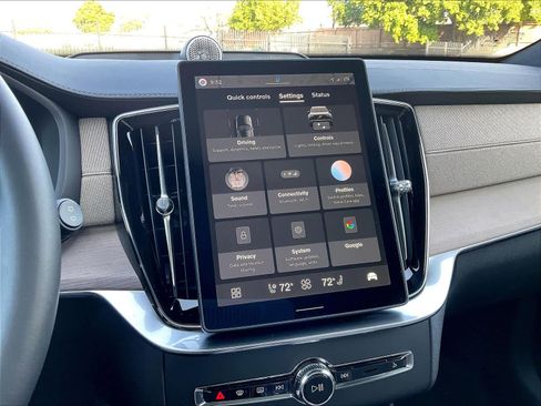 New 2026 Volvo XC90 T8 Ultra w/ Lounge Package image 22