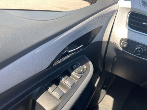 Used 2020 Chevrolet Bolt Premier w/ Infotainment Package image 9