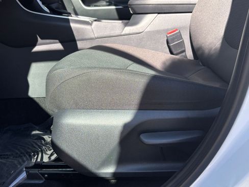 Used 2025 Toyota RAV4 LE image 23