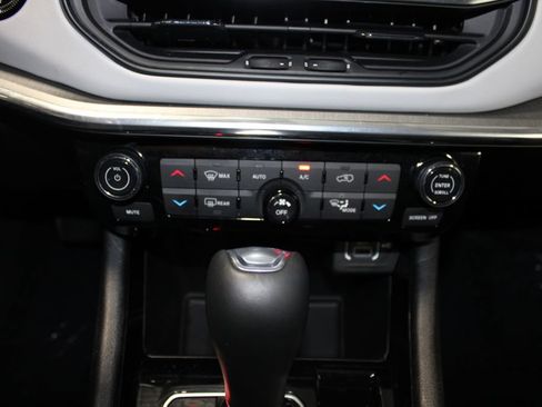 Used 2023 Jeep Compass Limited AWD/4WD image 15