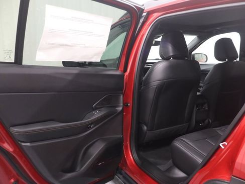 New 2026 Jeep Cherokee Limited AWD/4WD image 12