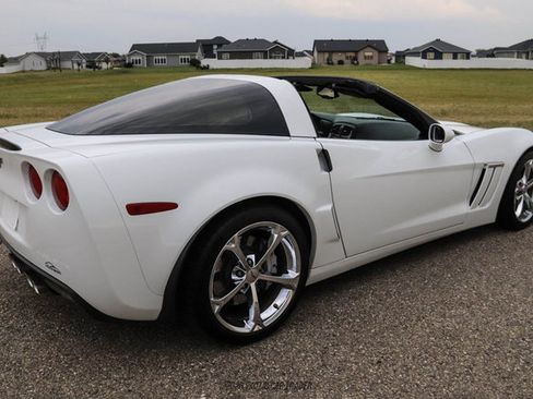 Used 2011 Chevrolet Corvette Grand Sport w/ Preferred Equipment Group RWD image 8