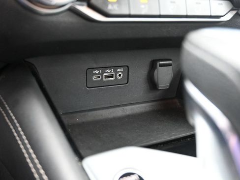 Used 2023 Nissan Altima 2.5 SV FWD image 23