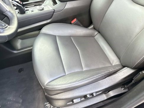 Certified 2025 Cadillac XT5 Premium Luxury image 23