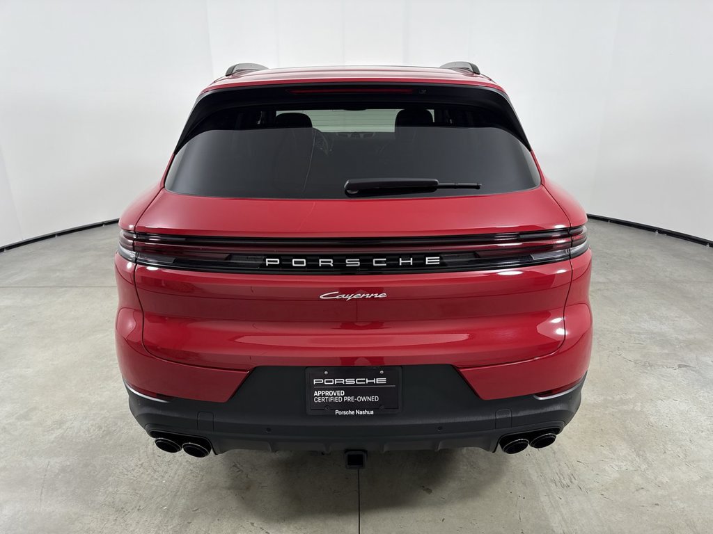 Certified 2025 Porsche Cayenne AWD/4WD image 6
