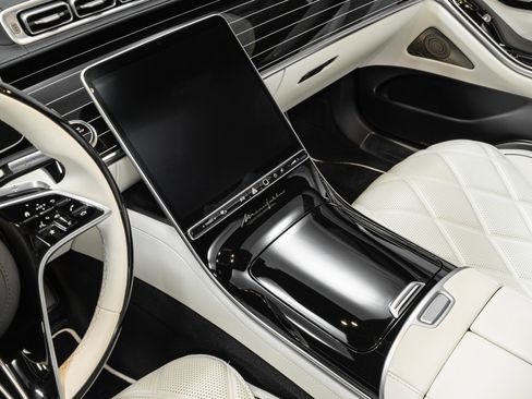 Used 2024 Mercedes-Benz Maybach S 680 4MATIC image 85