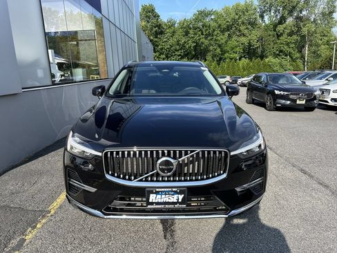 Certified 2023 Volvo XC60 T8 Ultimate w/ Climate Package AWD/4WD image 3